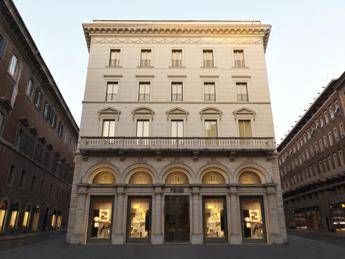 Fendi riapre le porte del suo Palazzo con Zuma e sette suite di lusso Fendi riapre le porte del suo Palazzo con Zuma e sette suite di lusso